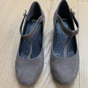 Mint condition Grey camper heels